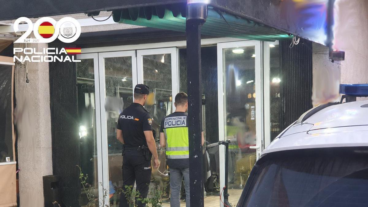 Agentes de la Policía Nacional de Manacor.