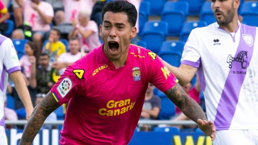 Sergio Araujo, tras anotar el primer gol de la UD ante el CD Numancia.