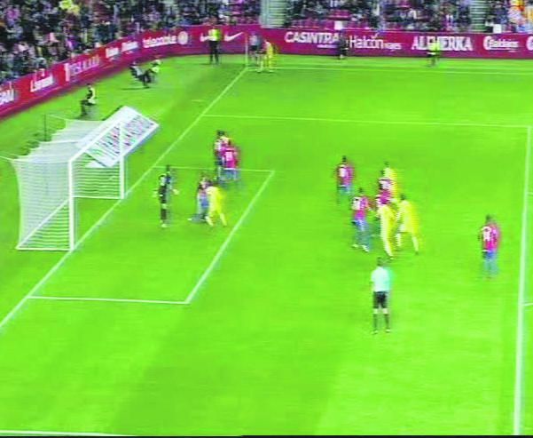 El partido entre el Real Sporting y el Cádiz, en imágenes