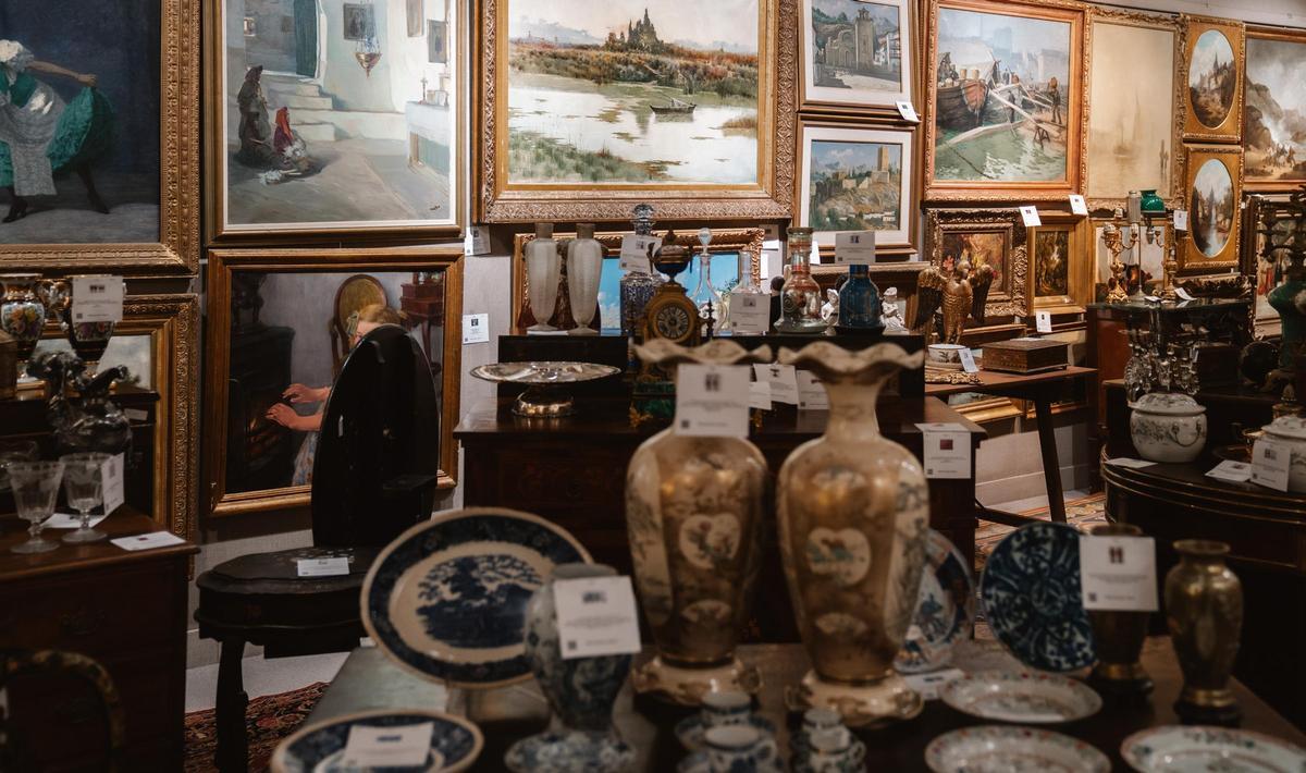 Algunos de los lotes expuestos para la última subasta