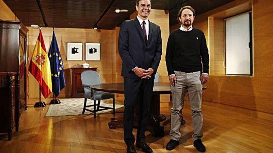 Pedro Sánchez i Pablo Iglesias després de reunir-se al Congrés dels Diputats