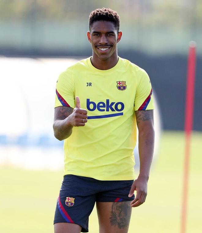 Junior Firpo, en el primer entrenamiento tras la pandemia.