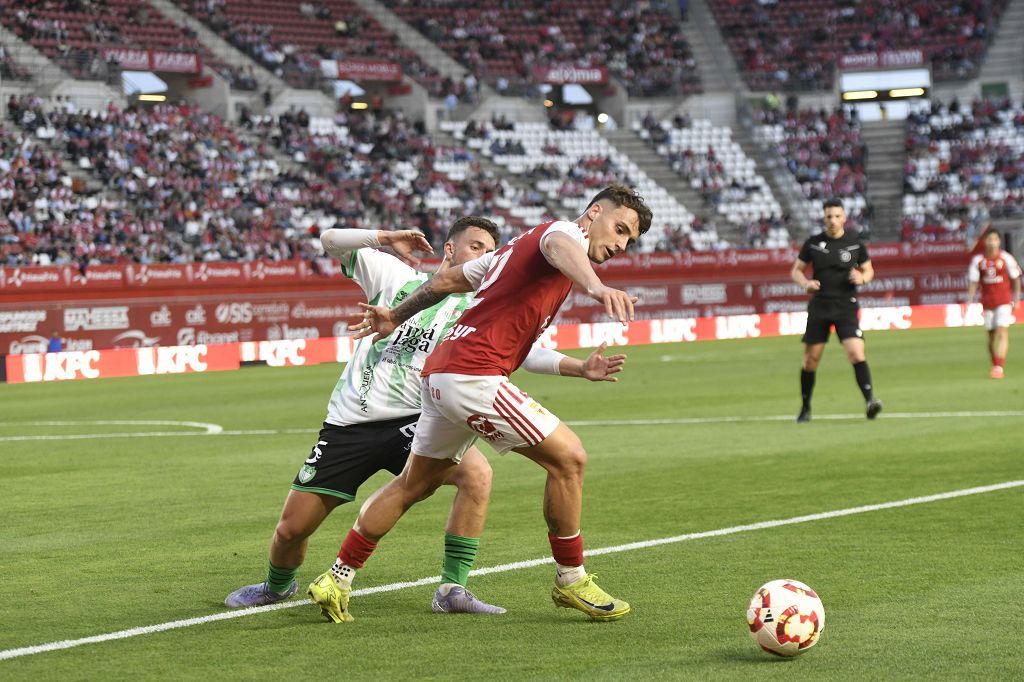 Las mejores imágenes del partido entre el Real Murcia y el Antequera