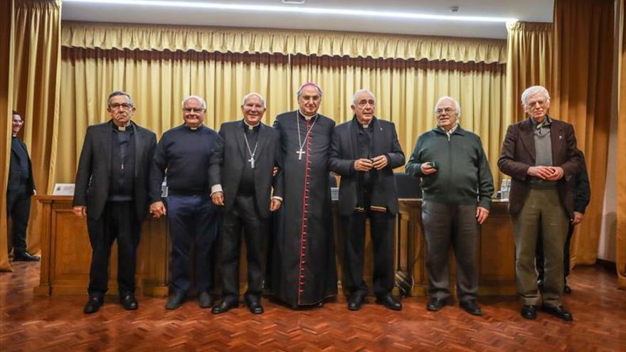 Morga preside una convivencia de 130 sacerdotes en el seminario