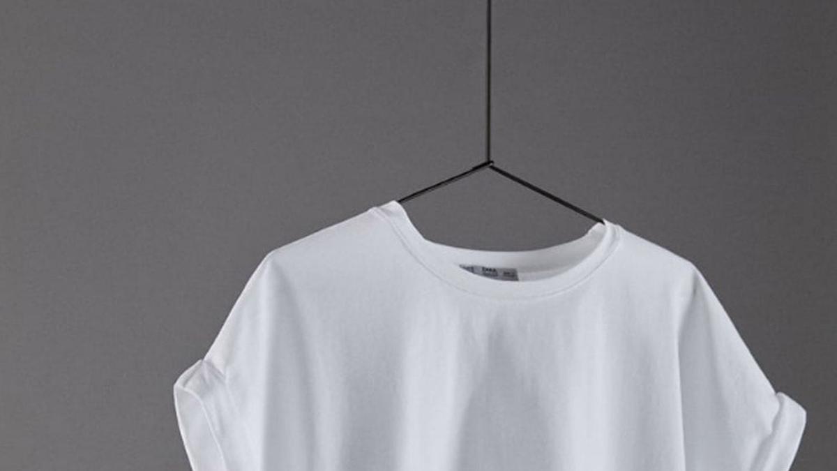 Las camisetas blancas básicas de Zara