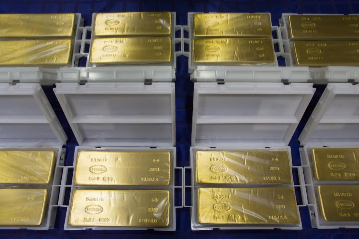 Lingots d'or a Rússia. El metall segueix augmentant la cotització