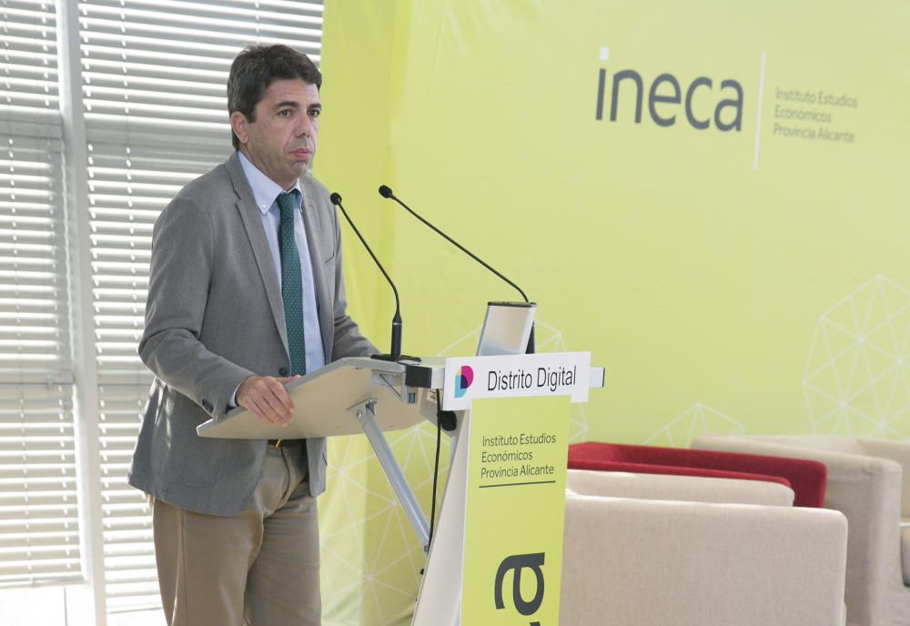Presentación del informe de Ineca en el Distrito Digital