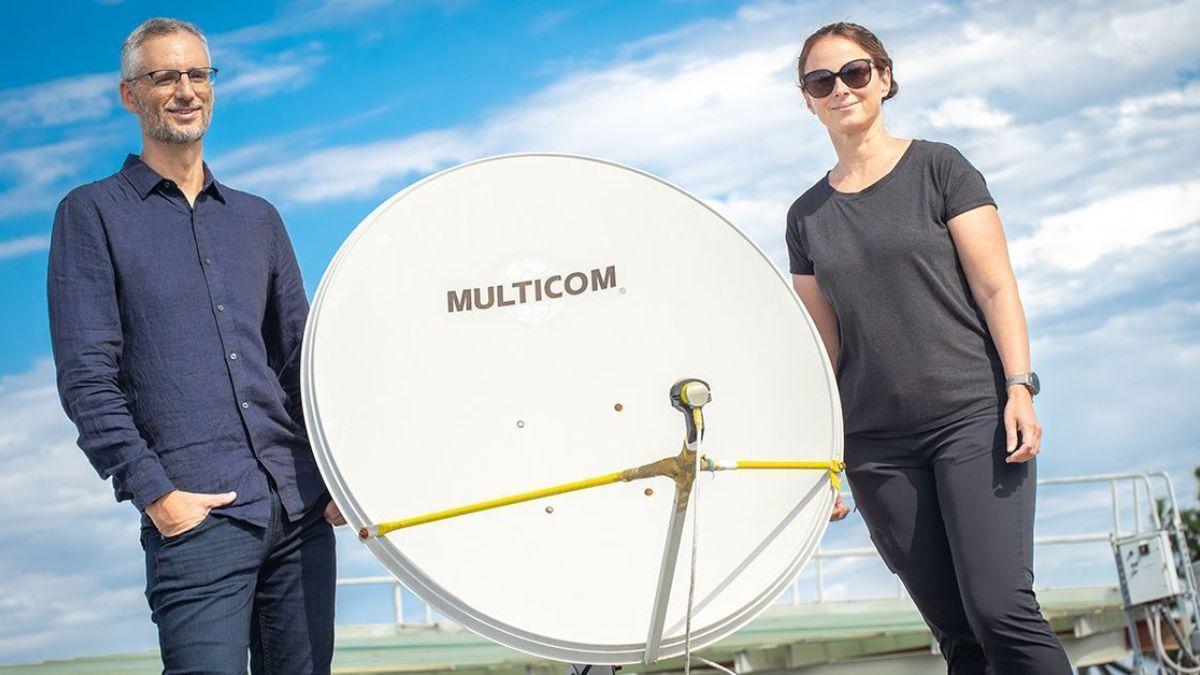 Millones de comunicaciones aéreas, marítimas y corporativas pueden ser espiadas desde tierra.