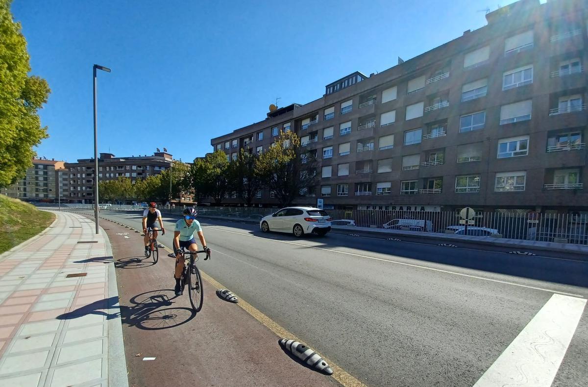 El "contador de ciclistas" de Pola de Siero, camino de registrar los cuatro mil