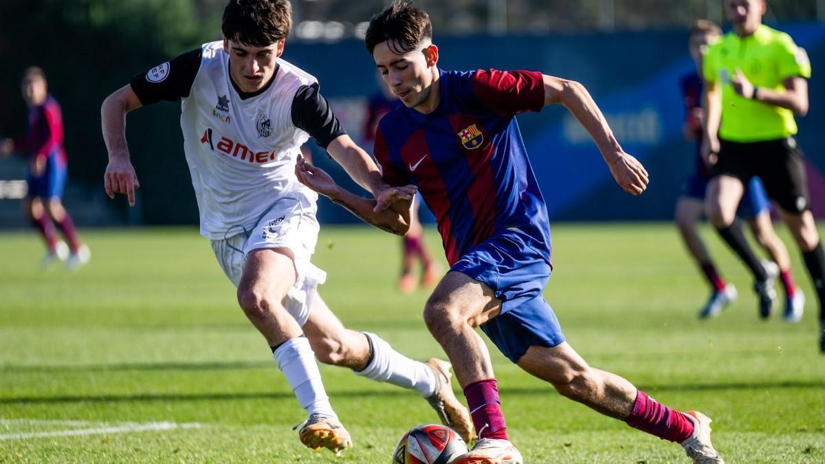 Dani Rodríguez suma su segunda temporada en el Juvenil A del Barça