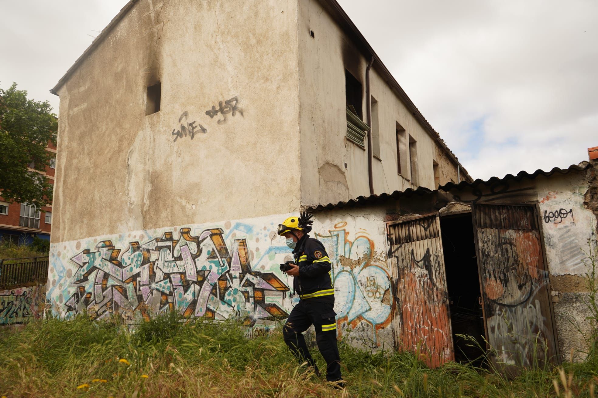 GALERÍA | Así ha quedado la vieja casa incendiada en Zamora capital