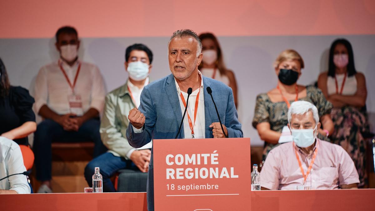 Ángel Víctor Torres, reelegido secretario general del PSOE de Canarias.