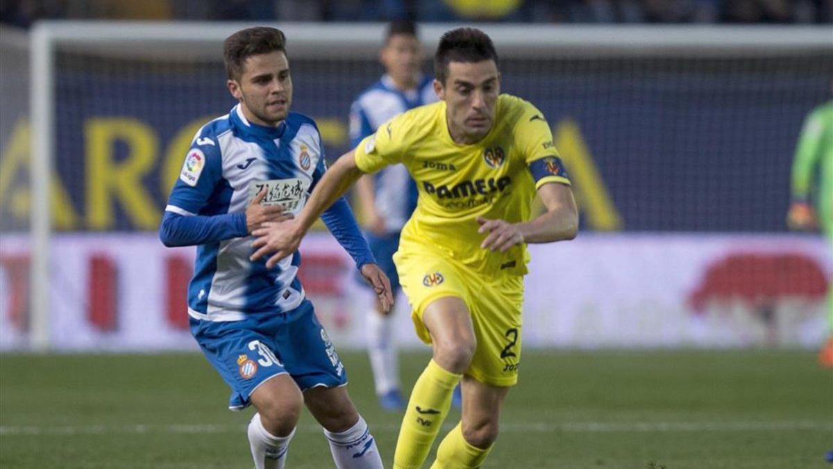 Bruno Soriano, en una de sus últimas apariciones en un duelo con el Villarreal.