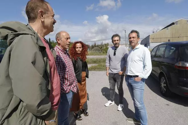 IU alerta del riesgo de trocear los terrenos para reflotar la aluminera