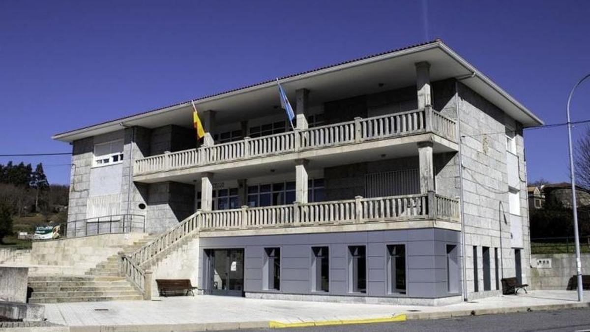 Casa consistorial de Cerdedo Cotobade.