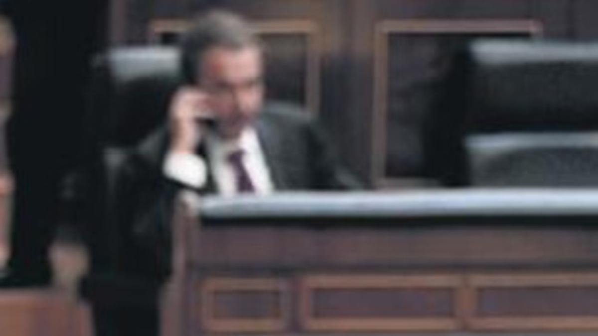 Rajoy y Salgado, en el Congreso cuando se votó la reforma de la Constitución