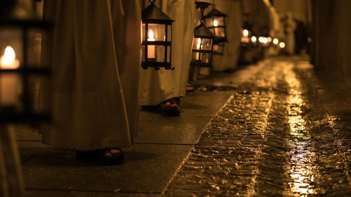 PROCESION ESPÍRITU SANTO. LOCAL