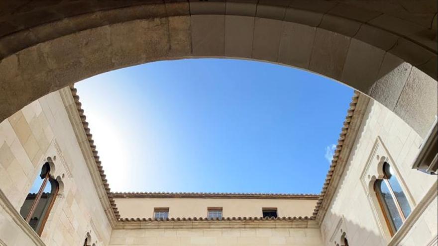 El Palacio-Fortaleza del Marqués de dos Aguas es una joya de Onil.