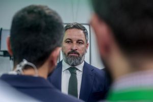 Vox demana al PP negociar amb «responsabilitat i respecte» els governs autonòmics