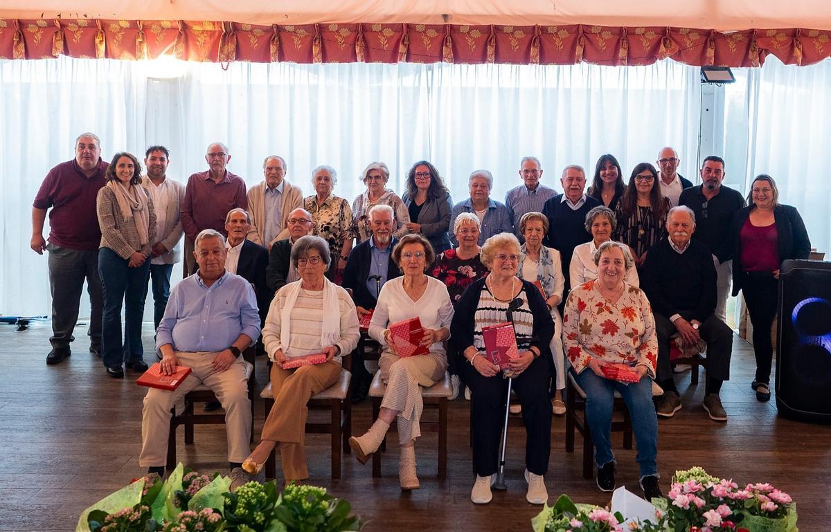 Consell homenajea a los mayores de 80 años