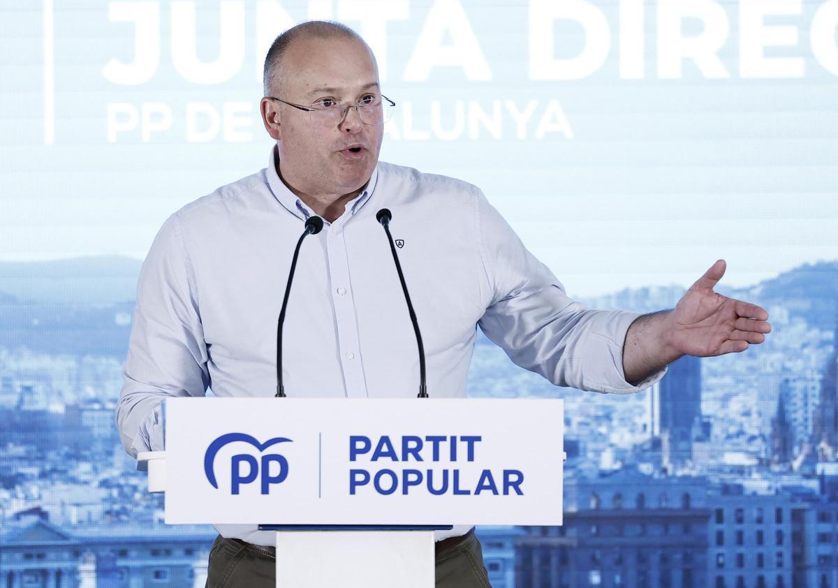 El secretario general del PP, Miguel Tellado, este domingo en Barcelona.