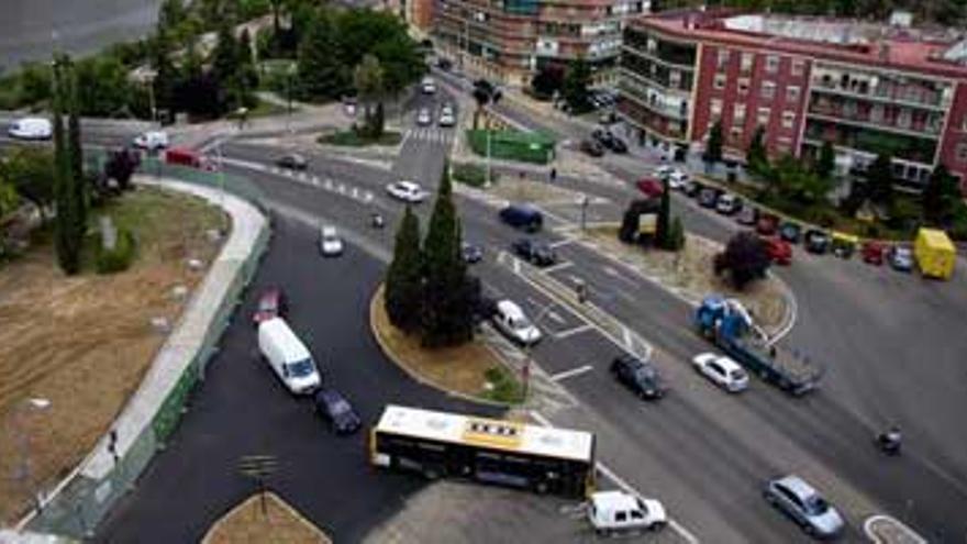 El cruce del puente Nuevo y el paseo Fluvial se reabre al tráfico tras 3 meses en obras