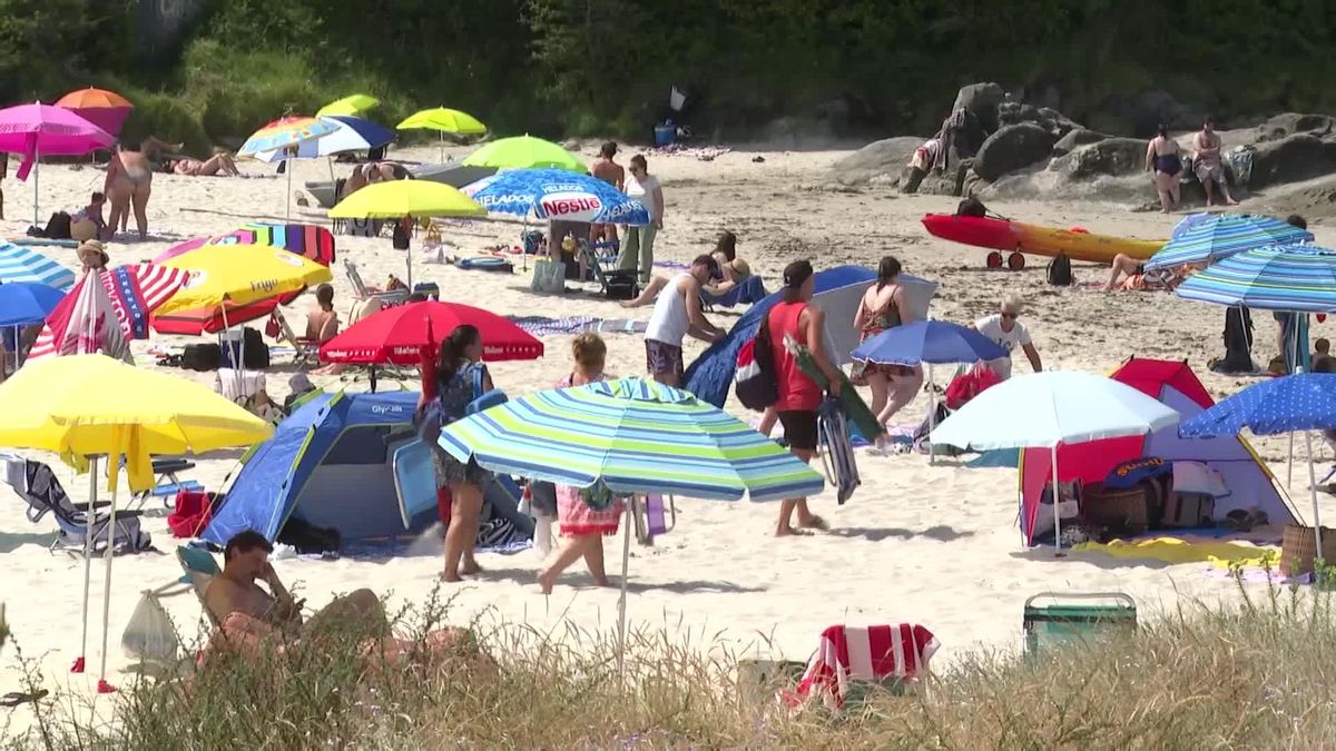 En Cangas de Morrazo los vecinos están hartos de la avalancha turistas
