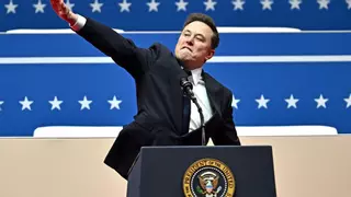 EEUU anuncia un contrato militar de 200 millones con Grok, la IA de Musk, después de loar a Hitler