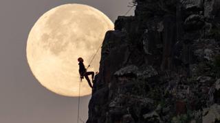 La Luna de Lanzarote recorre el mundo gracias al fotógrafo Juan Méndez