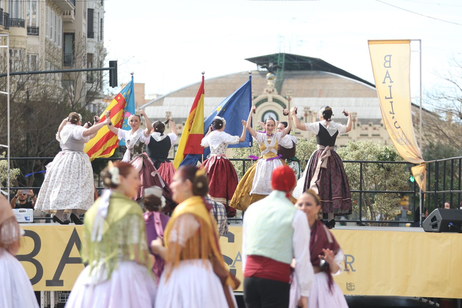 Las Fallas 2024 empiezan bailando