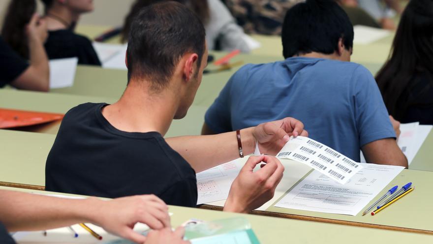 Premio extraordinario de Bachillerato a 20 estudiantes gallegos