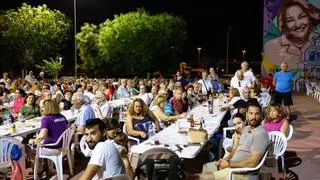 La Agrupación Vecinal de Mislata reúne a más de 1000 personas en su cena de convivencia