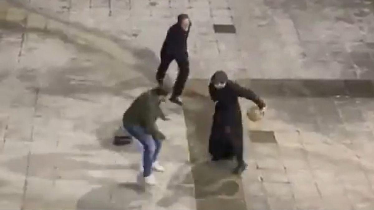 El vídeo del cura de un Colegio Mayor de Santiago jugando al baloncesto que está arrasando en redes