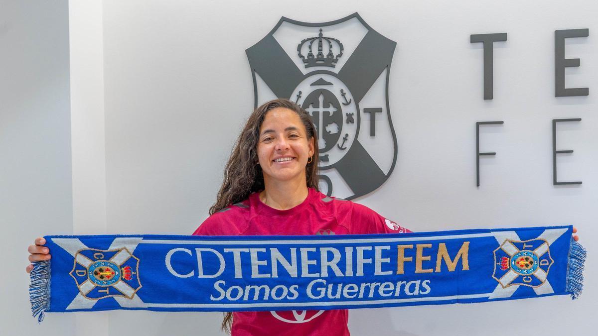 Nay Cáceres, jugadora del CD Tenerife Femenino.