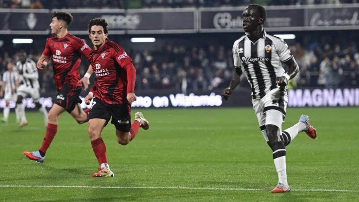 Mabil, durante un partido en Castalia.
