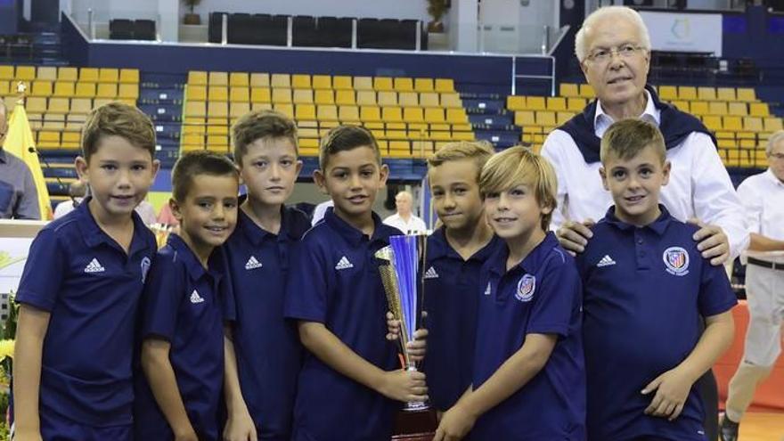 Entrega de premios fútbol base (2016/2017)