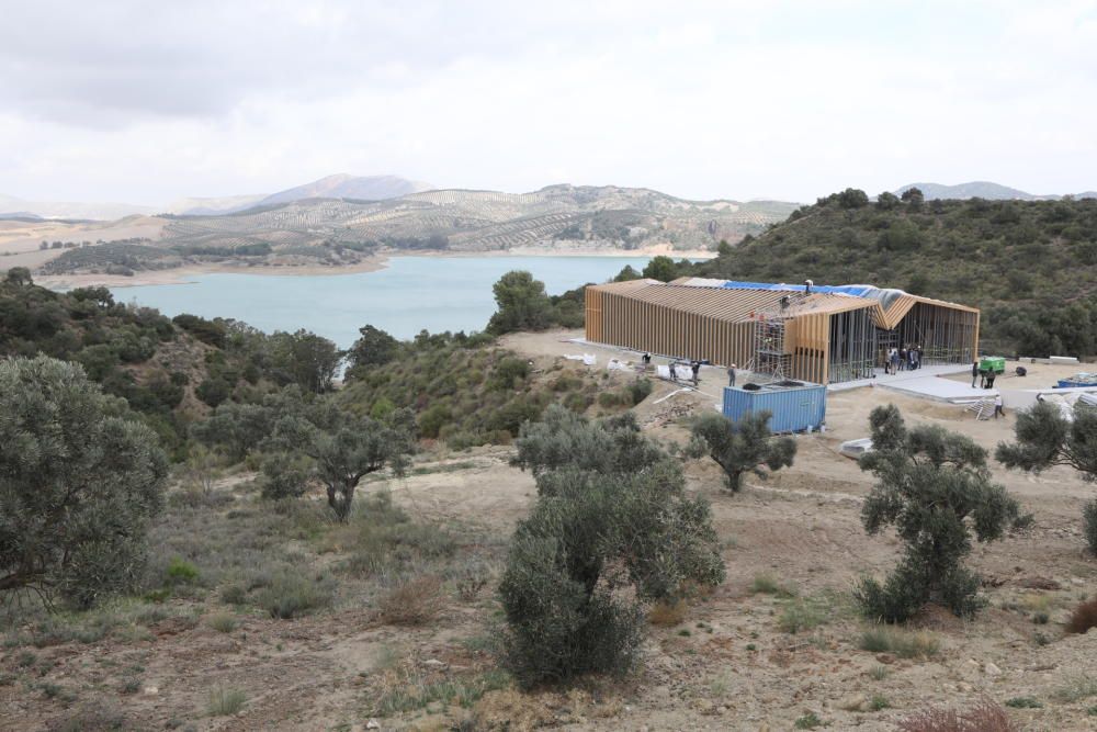 Continúan las obras en el centro de visitantes del Caminito del Rey