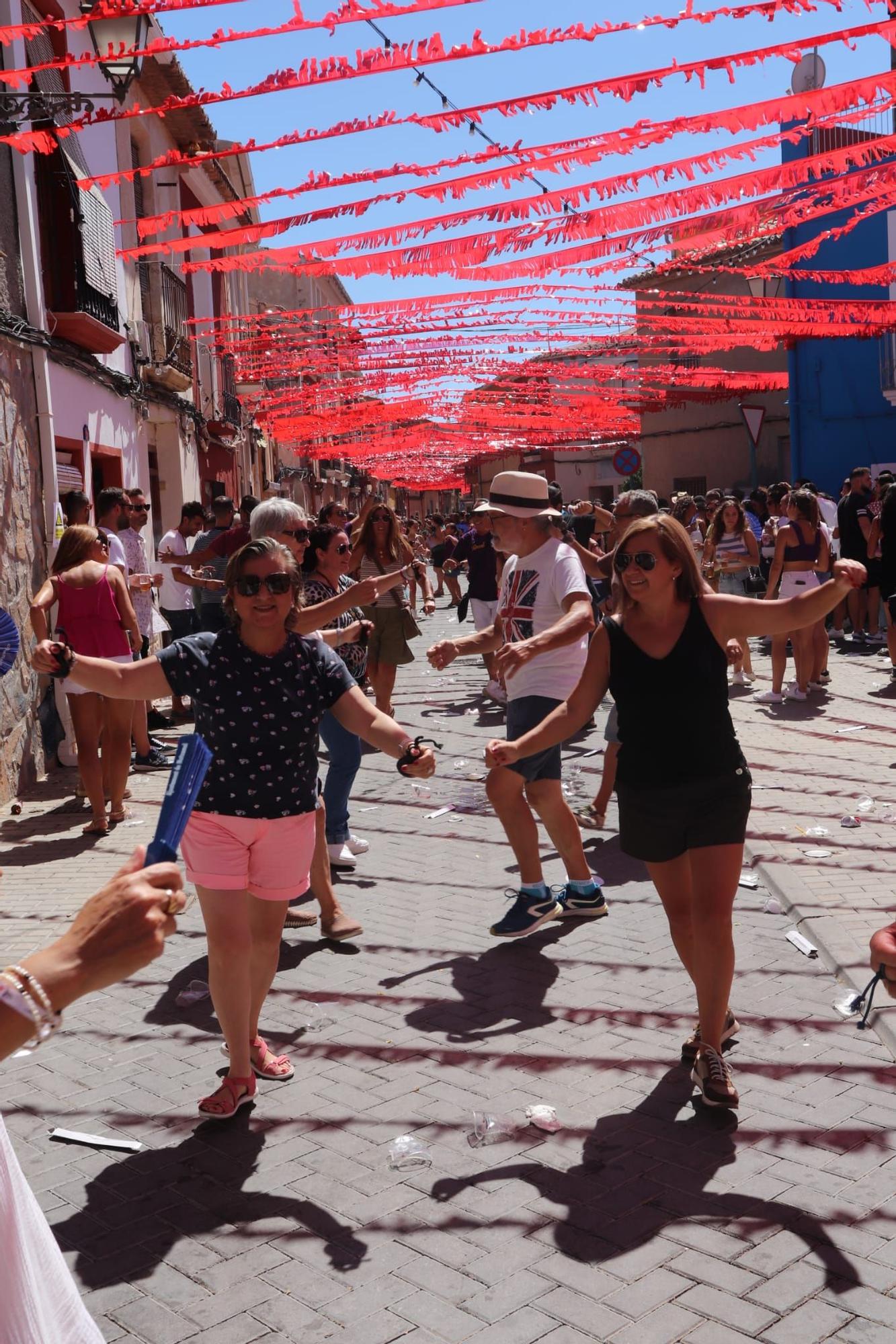 Mutxamel da inicio a los Moros y Cristianos con el pregón y las Fiestas del Ravalet