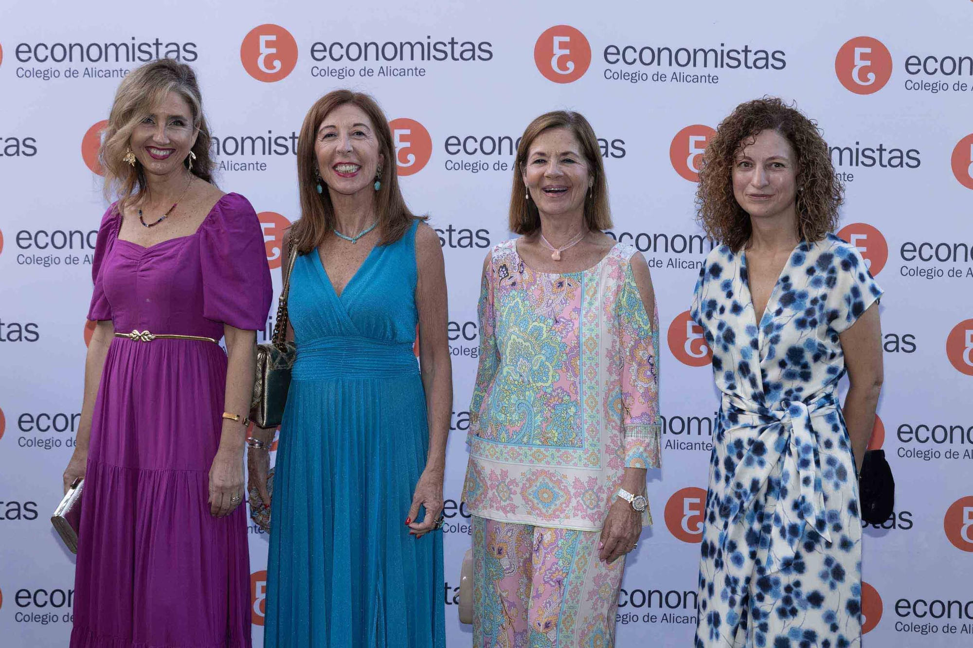 El Colegio de Economistas de Alicante celebra su cena anual en honor a su patrón