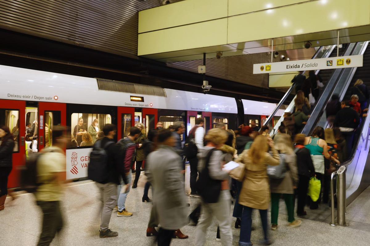 Imagen de archivo de una estación de Metrovalencia.