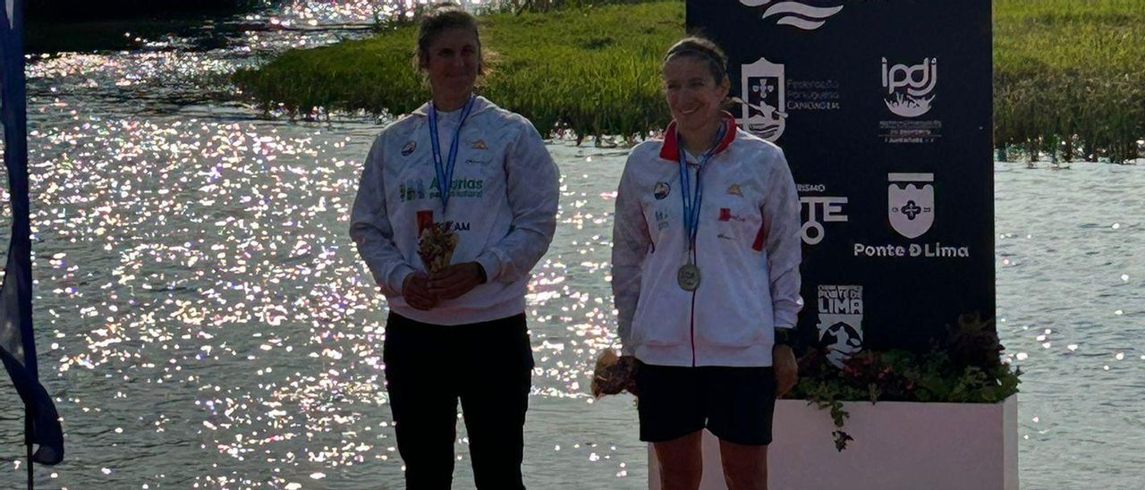 Antía Rodríguez y Nuria Santiago en el podio de Ponte de Lima en el día de ayer.