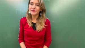 «Els nens coneixen més marques de mòbils que noms d’arbres»