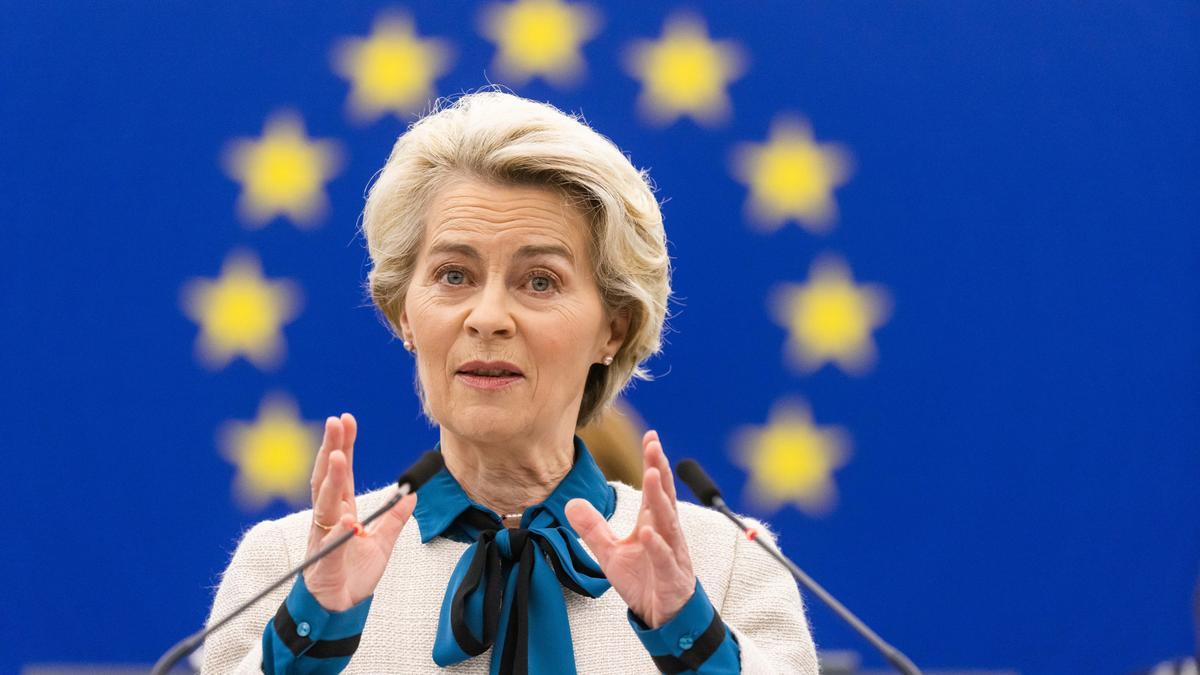 Archivo - 18 January 2023, France, Strasbourg: Ursula von der Leyen, President of the European Commission, speaks during a plenary session at the EU Parliament. Photo: Philipp von Ditfurth/dpa