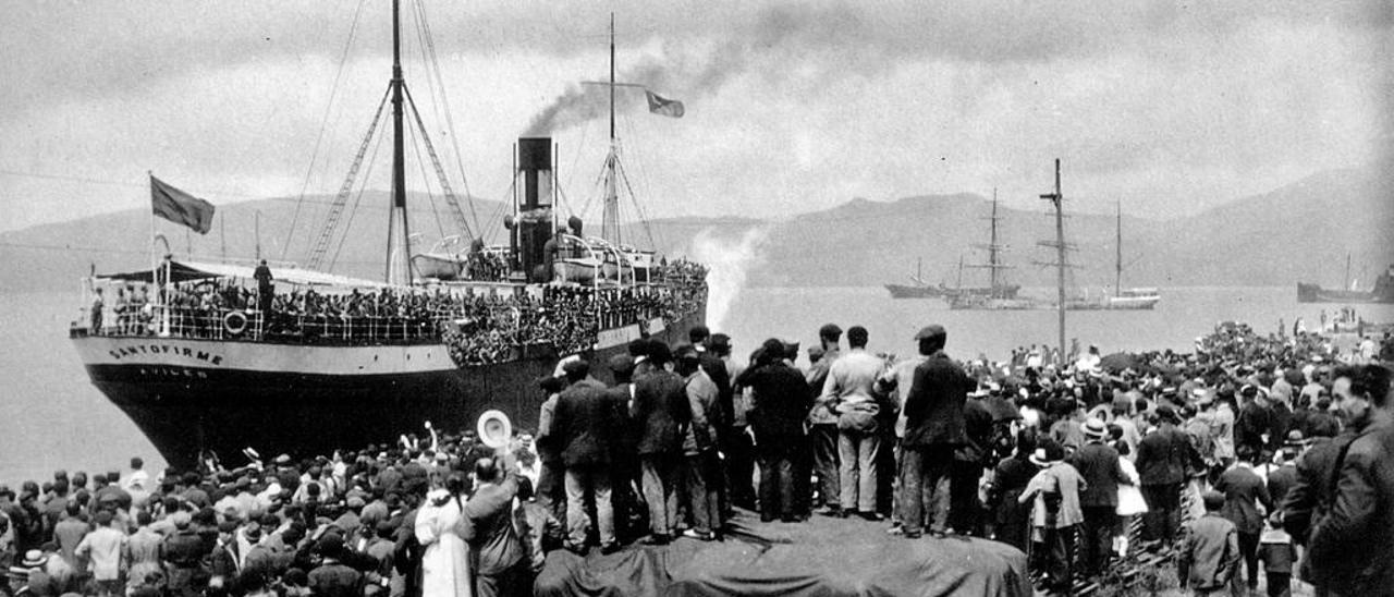 Actividade portuaria en Vigo na década de 1920.