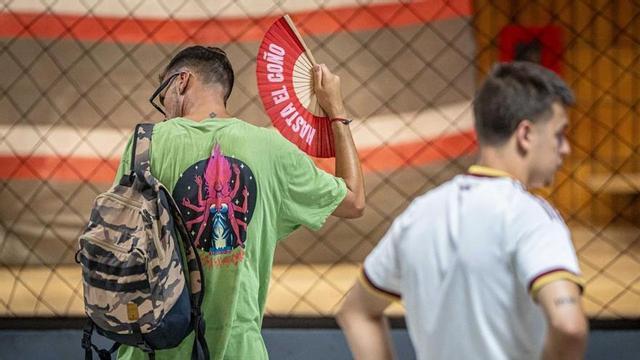 Calor a l’estació de Plaça Catalunya de l’L1 del metro de Barcelona, el 30 de juliol del 2026