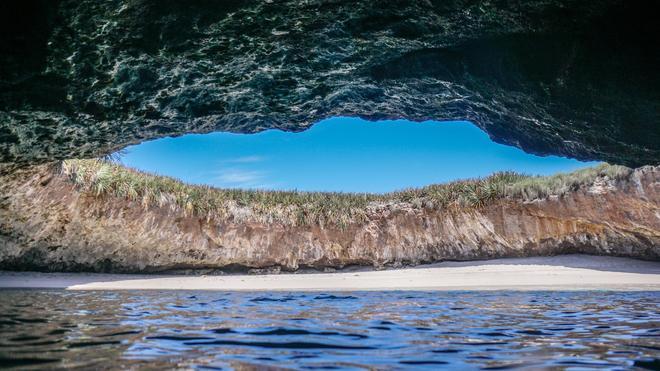 Playa Escondida, Islas Marietas