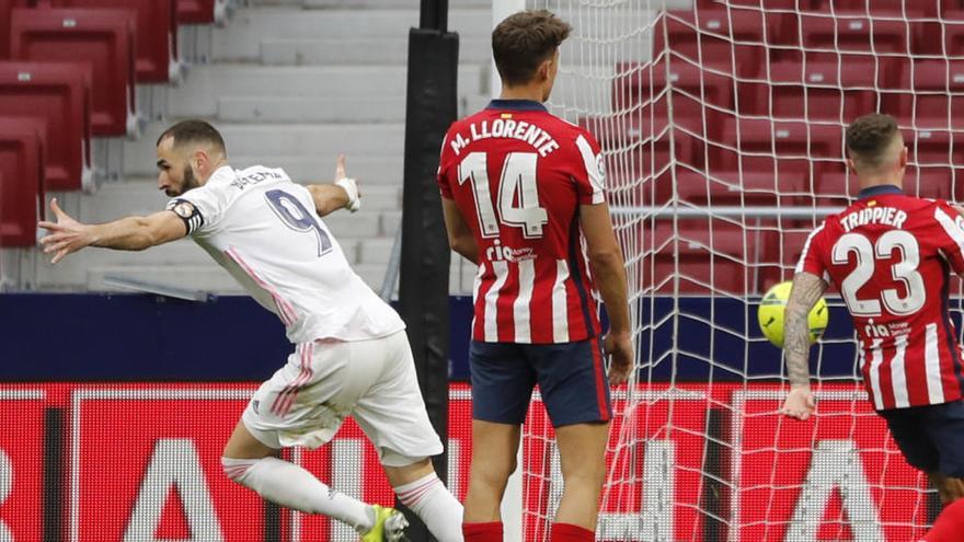 Benzema celebra el gol del empate en el minuto 88.