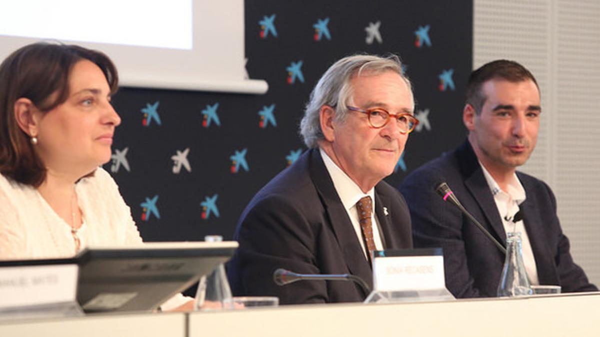 Sònia Recasens, Xavier Trias y Miguel Vicente, en el aniversario del clúster.