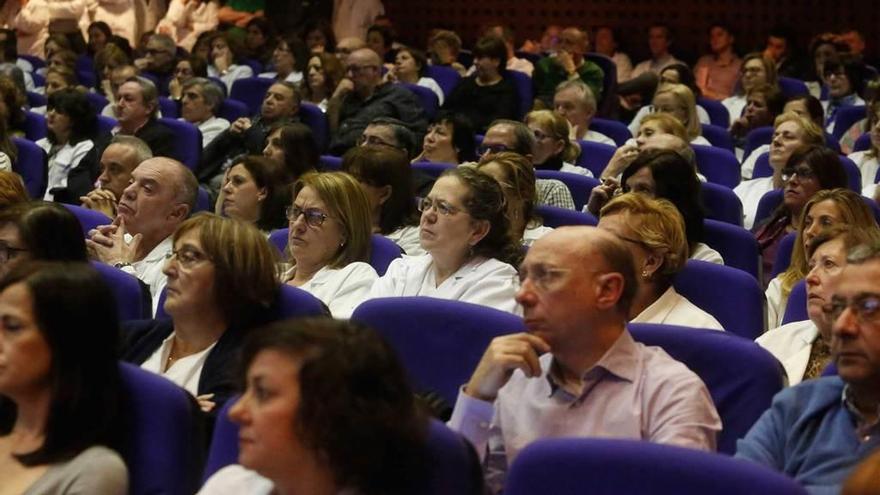 El gerente sanitario, con los trabajadores