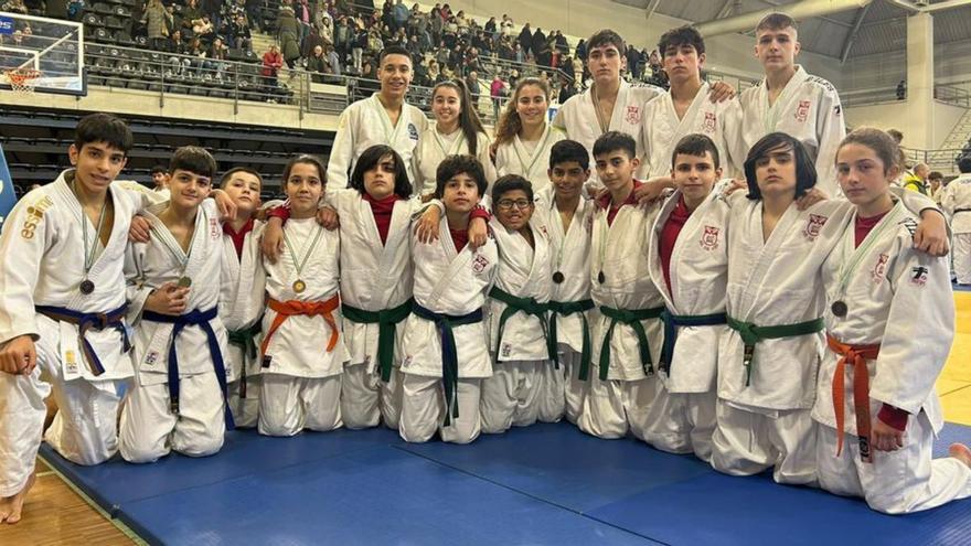 Once medallas para el Avilés en el segundo puntuable para el Nacional